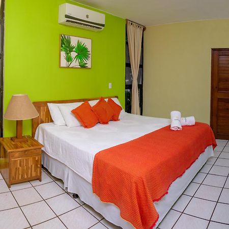 Banana Palms Hotel نهر دولسي المظهر الخارجي الصورة