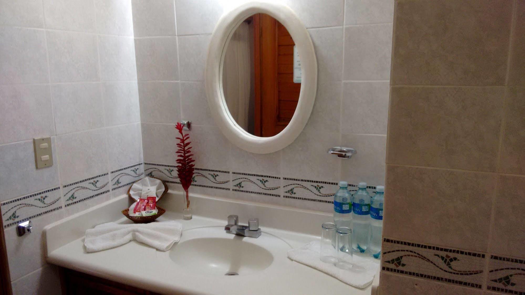 Banana Palms Hotel نهر دولسي المظهر الخارجي الصورة